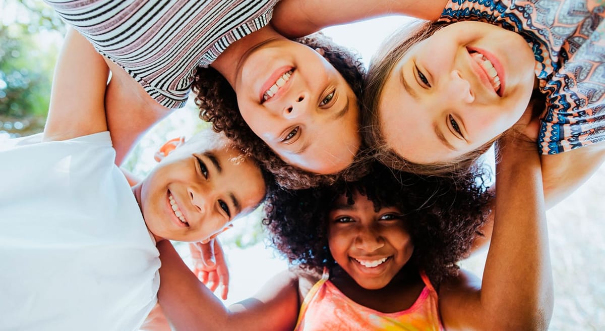 A la salida de la escuela